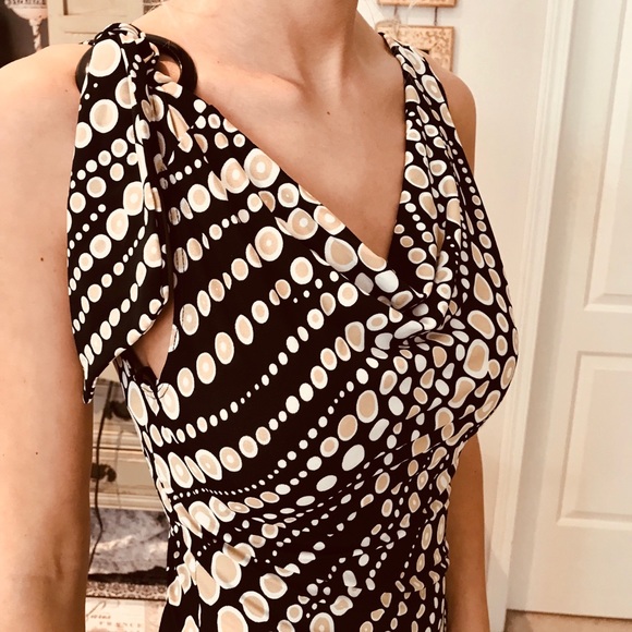 Dresses & Skirts - 🆕Tank style dress with one shoulder detail
